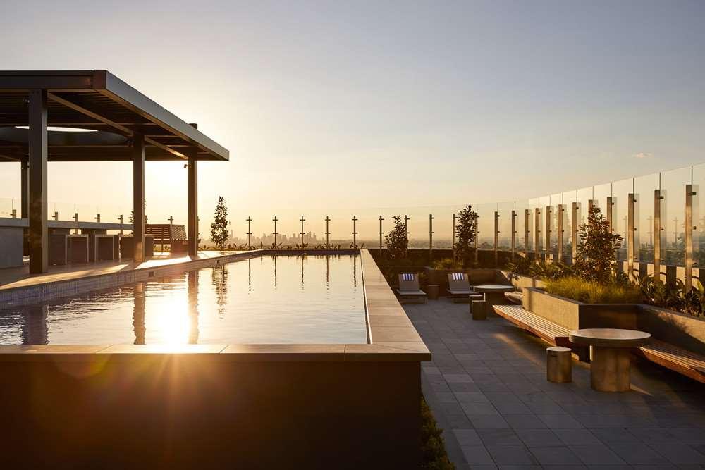 Art Series - The Chen Box Hill Facilités photo The rooftop pool at The Standard East Village