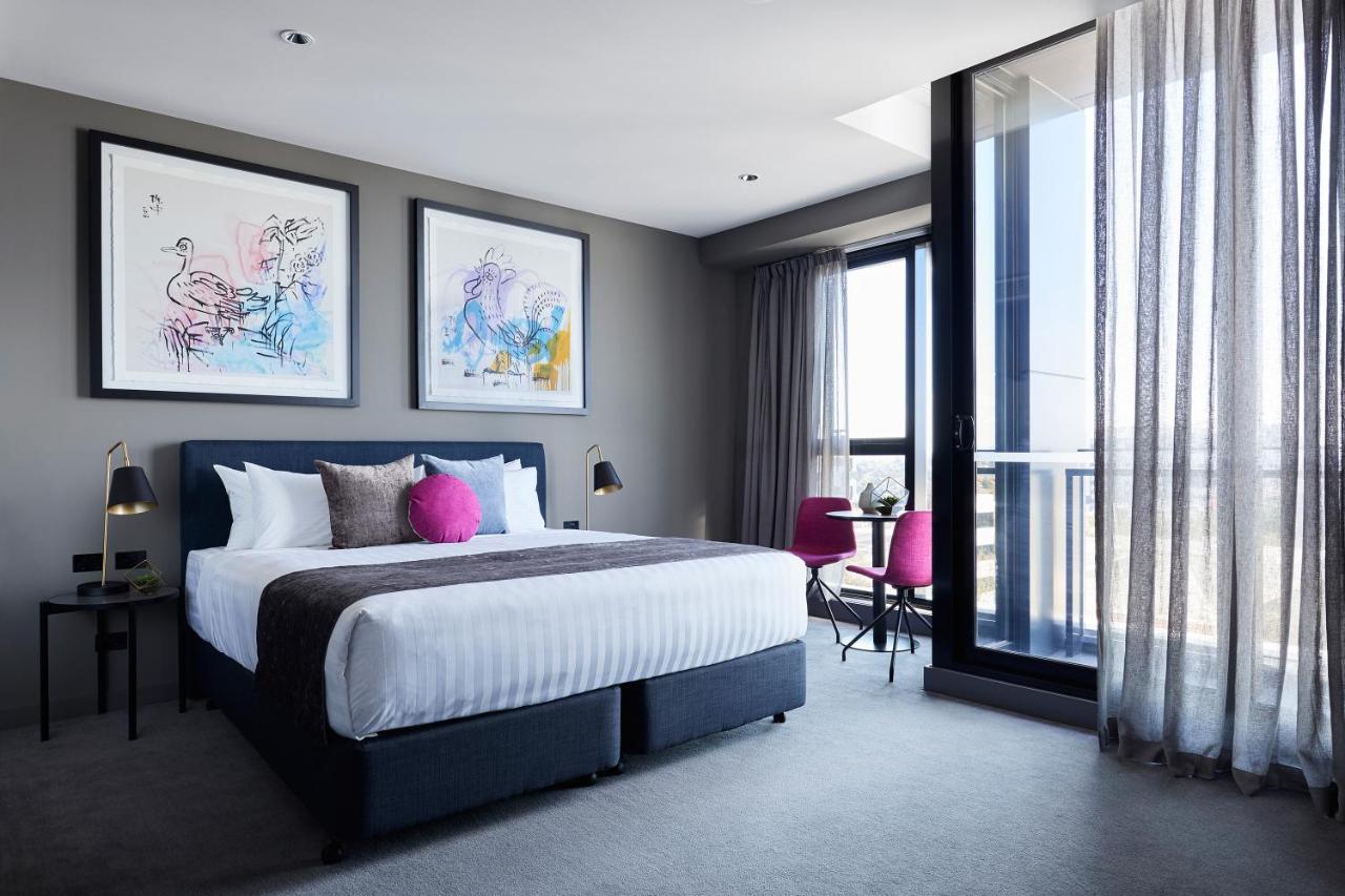 Art Series - The Chen Box Hill Extérieur photo A bedroom at the Hotel